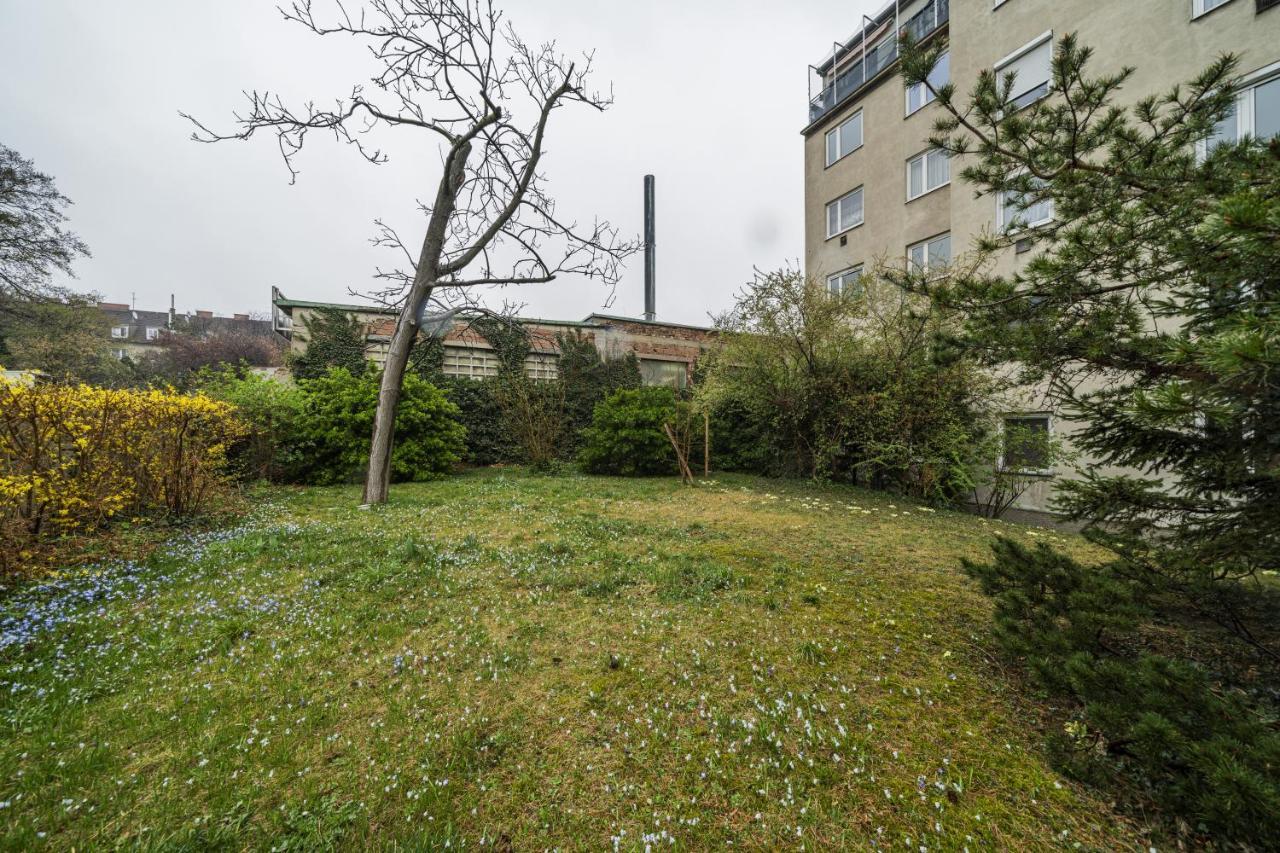 Homely - 10 Minutes To Stephansplatz Apartment Wien
